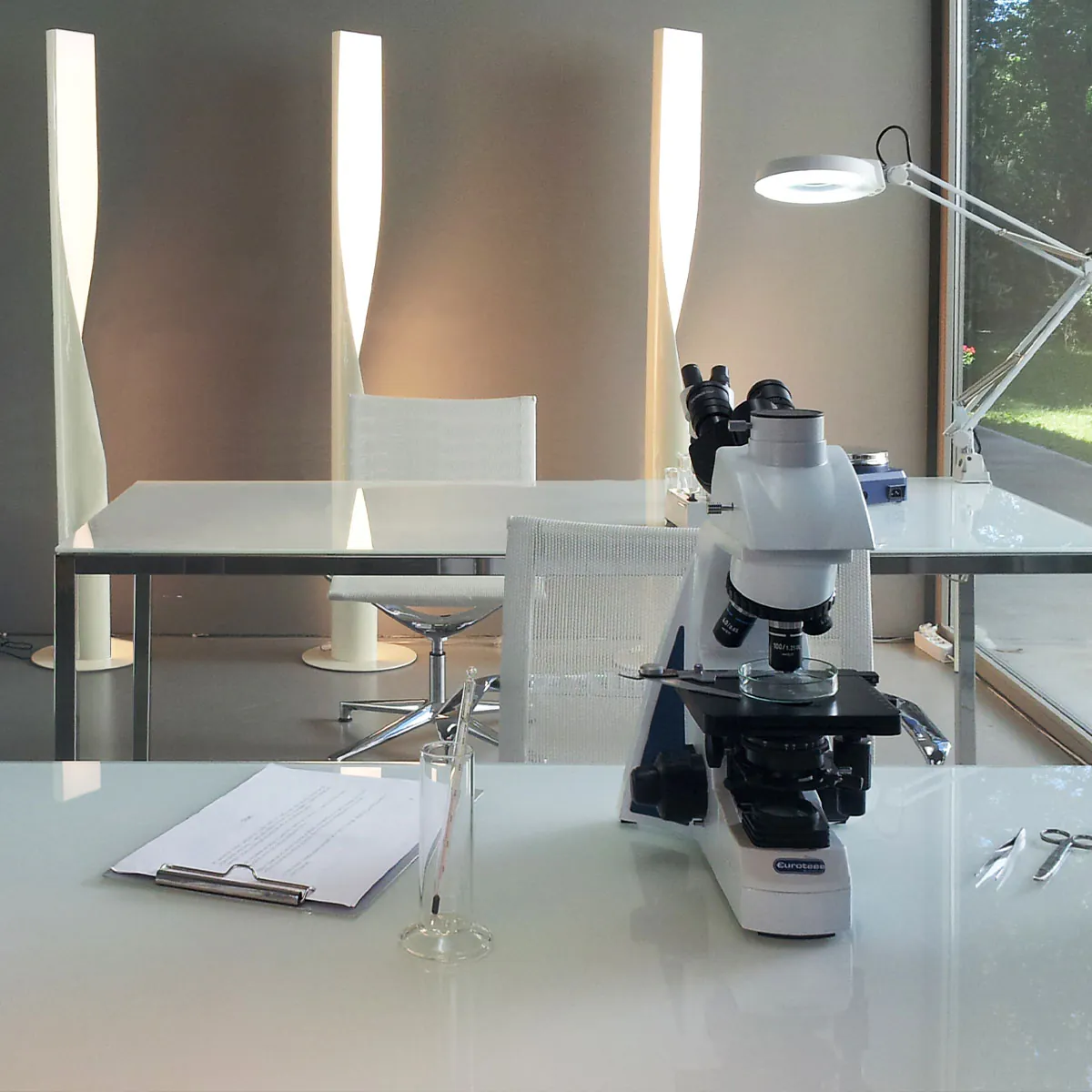 Evita Stehleuchte, H: 190 cm, Rot