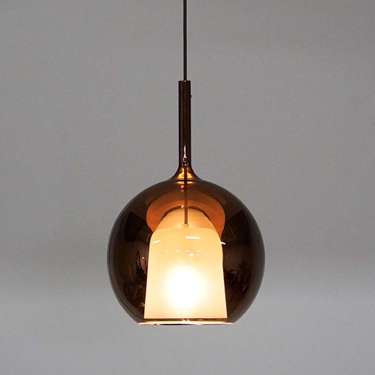 Penta Light Glo 0811-21 Medium Pendelleuchte Ø: 25 cm Hängelampe – Rauchglas in Bronze Glas, moderne Formsprache, stimmungsvolles Licht, geeignet fürs Schlafzimmer, ideal über Esstisch, Küche oder Wohnzimmer