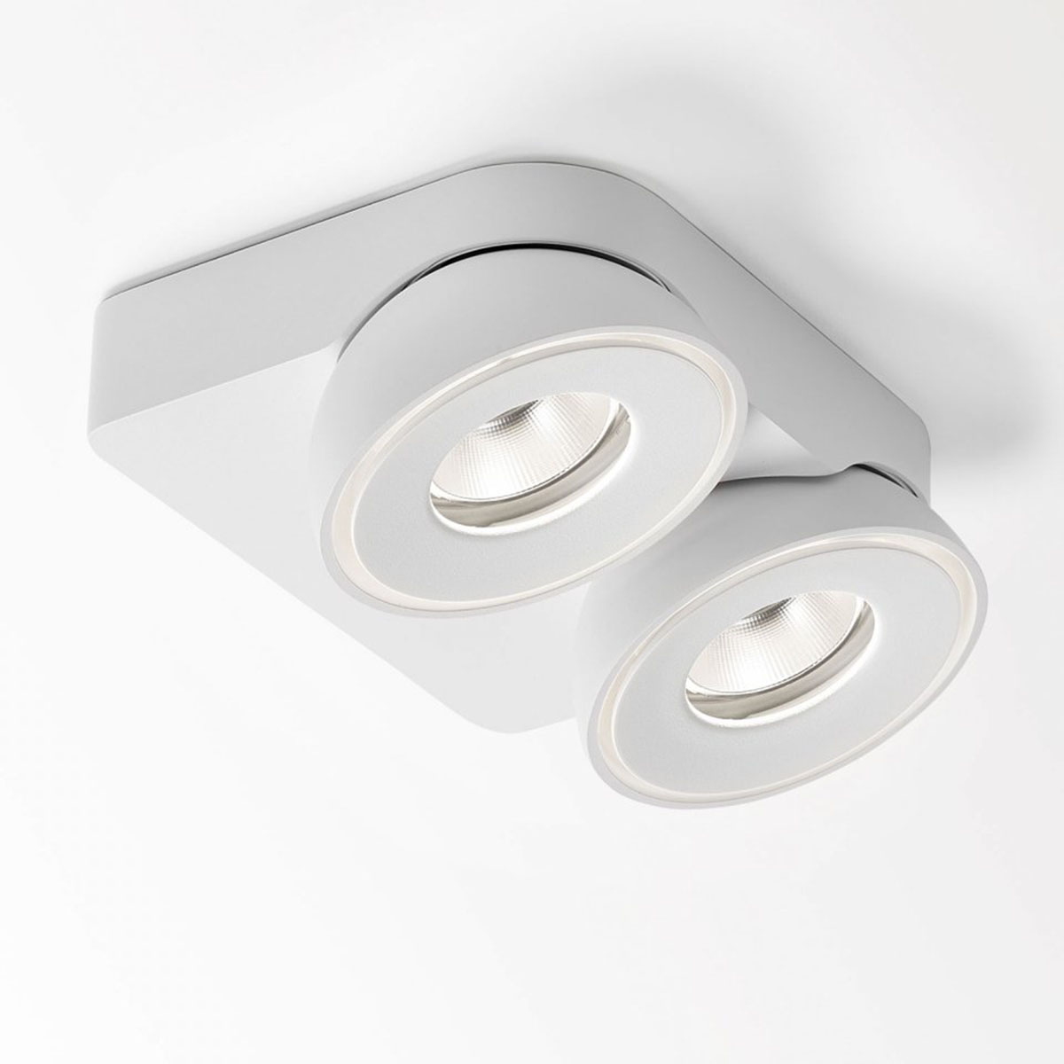 DeltaLight TWEETER M ON 2 92733 DIM8 Aufbaustrahler, L: 16,4 cm, B: 12,8 cm Weiß, Extra-Warmweiß 2700K, 33° Weiß 2700K Modern & neutral – Detailansicht aus Weiß, minimalistisch für Wohnzimmer schwenkbar & drehbar DeltaLight TWEETER M ON 2 93050 DIM8 Aufbaustrahler, L: 16,4 cm, B: 12,8 cm Weiß, Warmweiß 3000K, 50° Weiß 3000K Modern & neutral – Detailansicht aus Weiß, dimmbar für Küche schwenkbar & drehbar