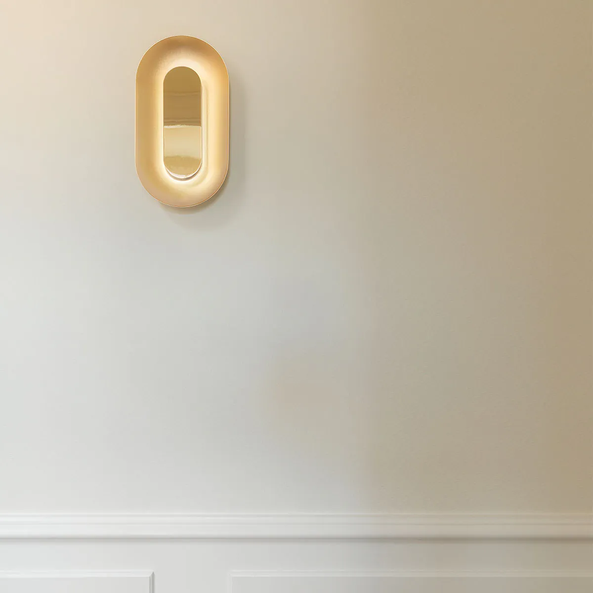 Sasi Small Wandleuchte, H: 29 cm, Silber