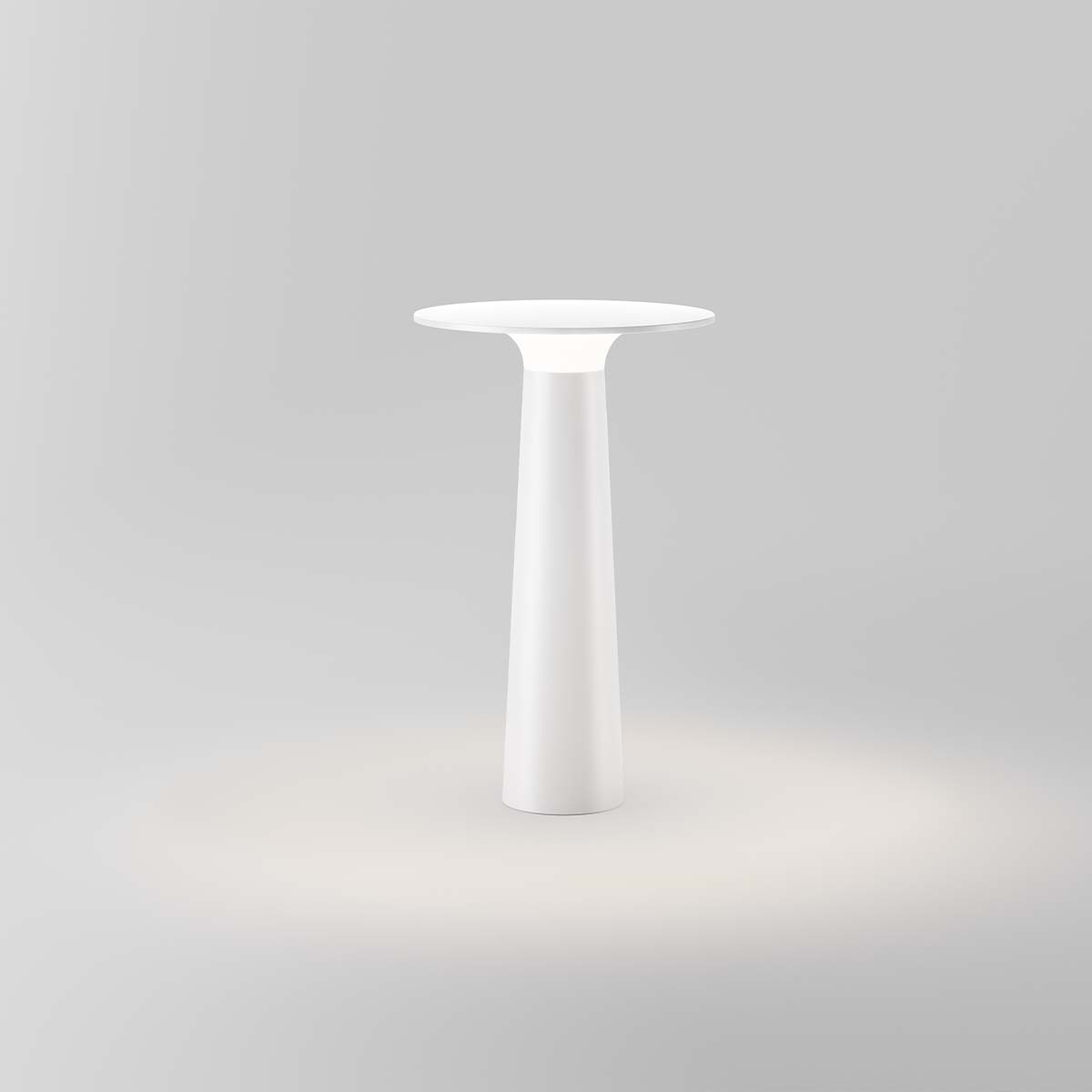 IP44.de lix Mobile Akku Tischleuchte dim to warm 2700K – 1800K, Ø: 15 cm, H: 24,5 cm, charging base mit USB-C Kabel, Casambi Pearl white IP44.de lix Mobile Akku Tischleuchte dim to warm 2700K – 1800K, Ø: 15 cm, H: 24,5 cm, charging base mit USB-C Kabel, Casambi Pearl white