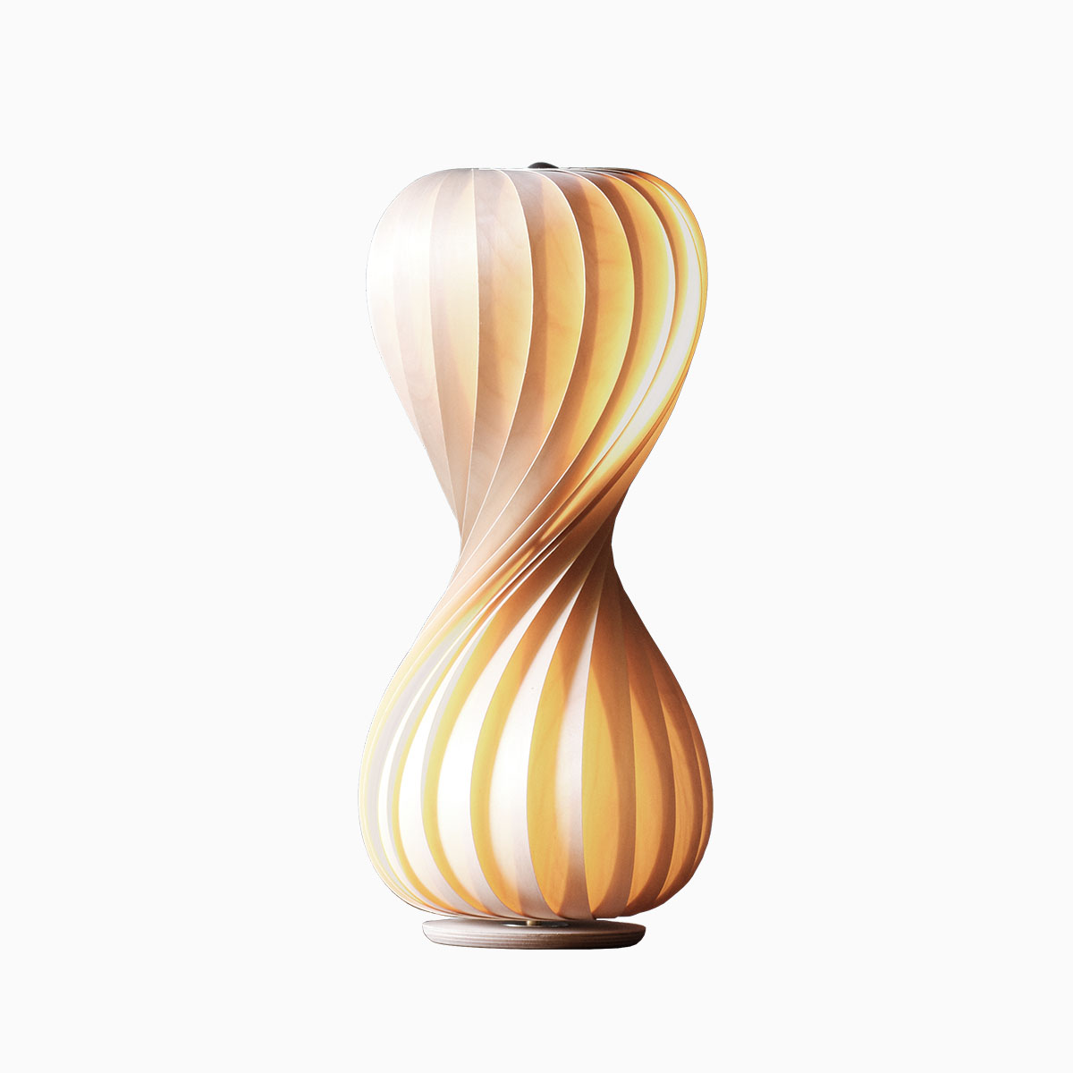 TR7 Tischleuchte, Birke Natur, Ø 25 cm, H: 60 cm TR7 Tischleuchte, Birke Natur, Ø 25 cm, H: 60 cm