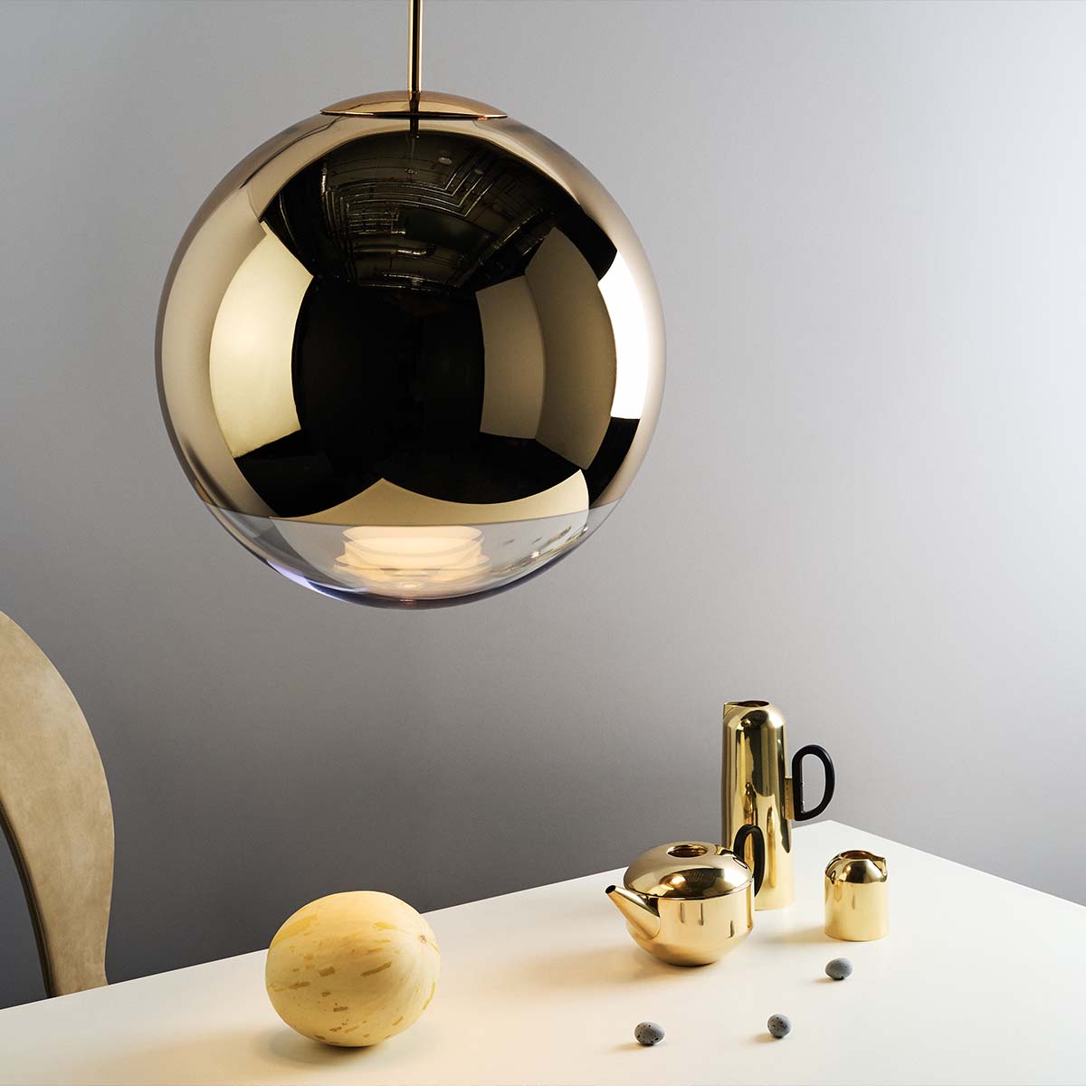 Tom Dixon Mirror Ball Pendelleuchte, Gold, Ø: 50 cm, Retrofit