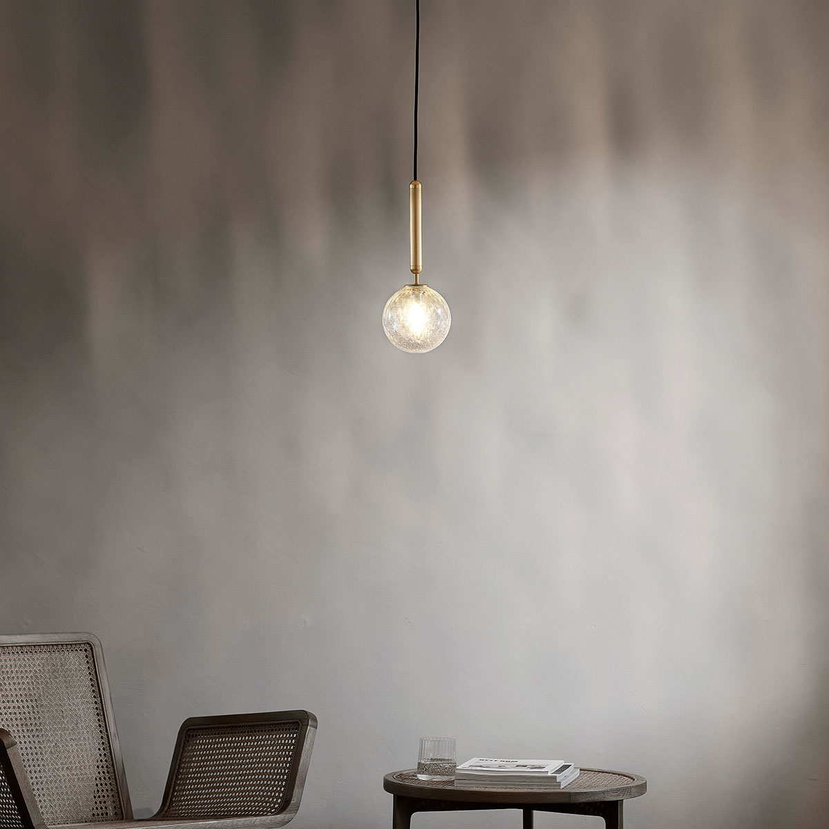 Miira 1 Pendelleuchte, Ø: 14 cm, Steingrau, Glas transparent Miira 1 Pendelleuchte, Ø: 14 cm, Messing, Opalglas