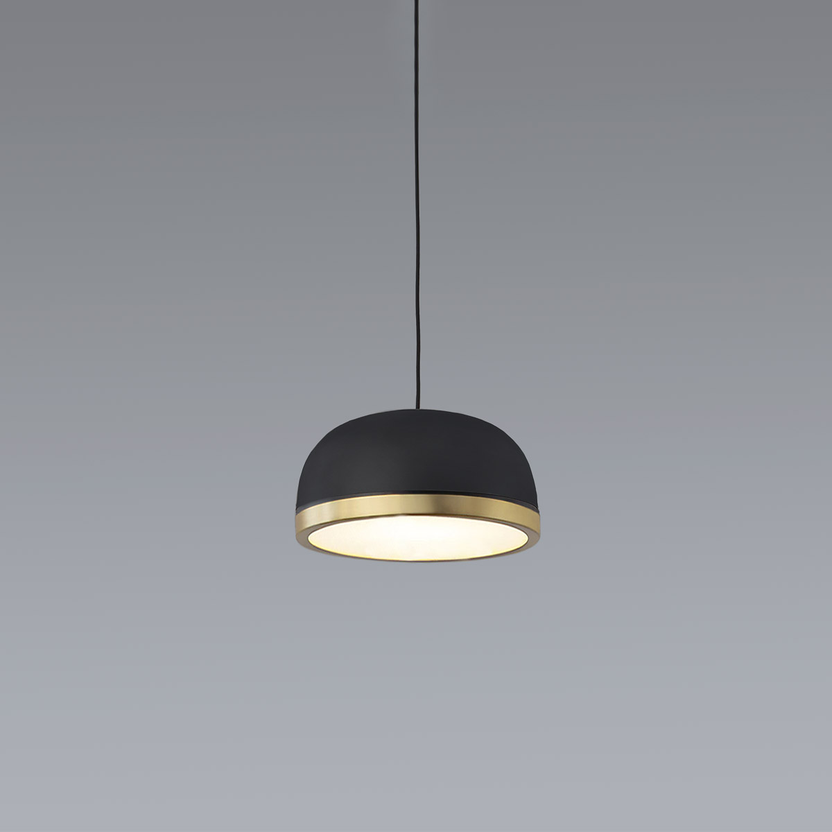 TOOY_Molly_556.21-22-23-4 TOOY Molly 556.21 Pendelleuchte Ø: 15 cm, Schwarz, Messing – diffuses, blendfreies Licht