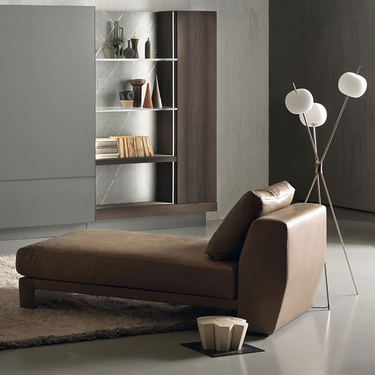 Kushi Floor Stehleuchte, 140 cm, Kupfer