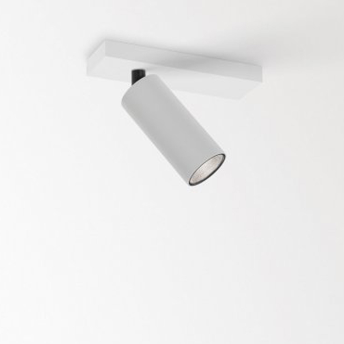 DeltaLight SPY 52 ON 1 92720 DIM8 Aufbaustrahler, Ø: 5,2 cm, L: 12 cm Weiß, Extra-Warmweiß 2700K, 20° Weiß Schwarz Modern & neutral – hochwertige für Küche schwenkbar & drehbar