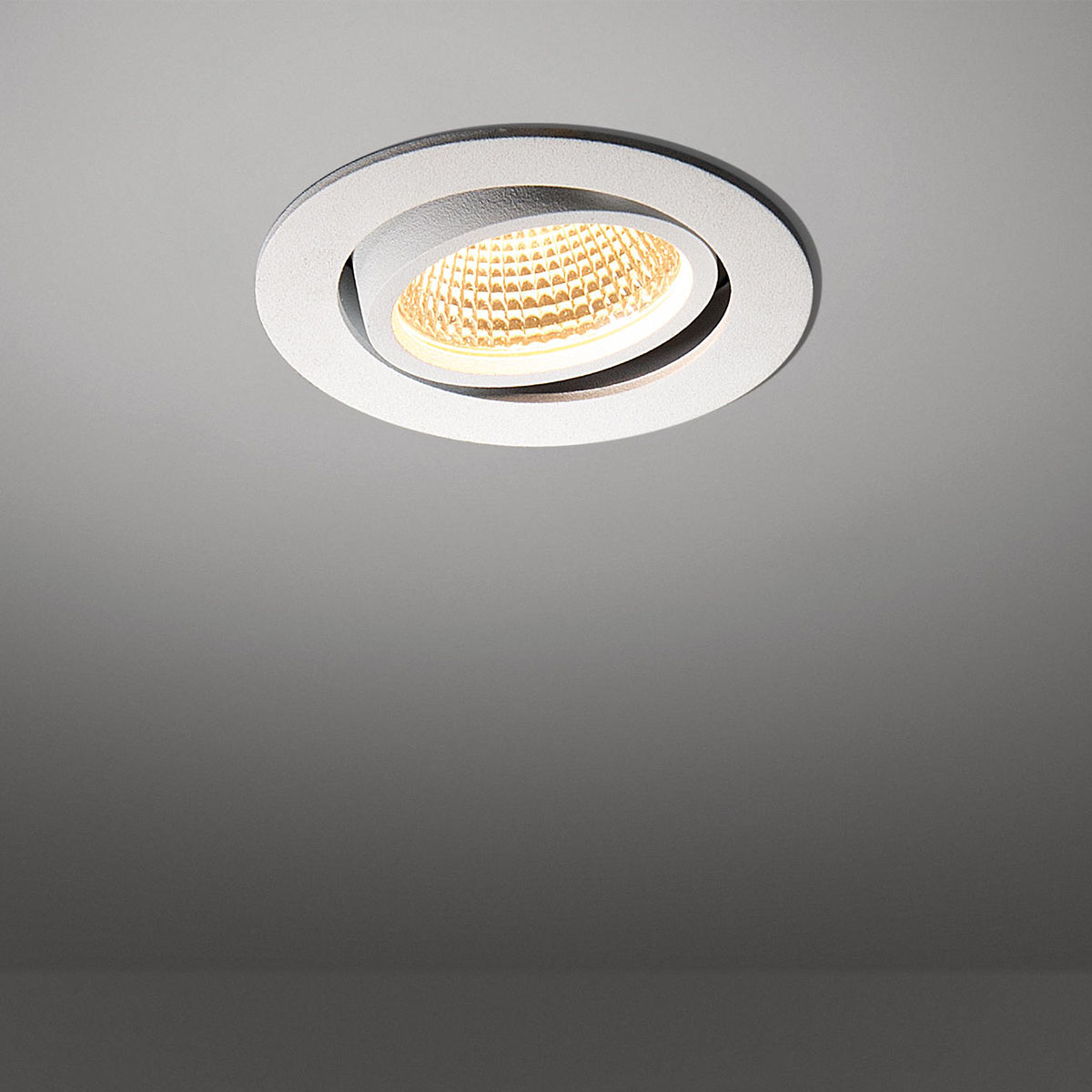 K 77 Recessed Adjustable Einbaustrahler, weiß, 2700K, Flood