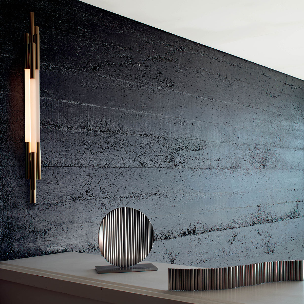 DCW Editions Org Wall Wandleuchte H: 105 cm Gold Modern – Detailansicht aus Gold, minimalistisch für Bad