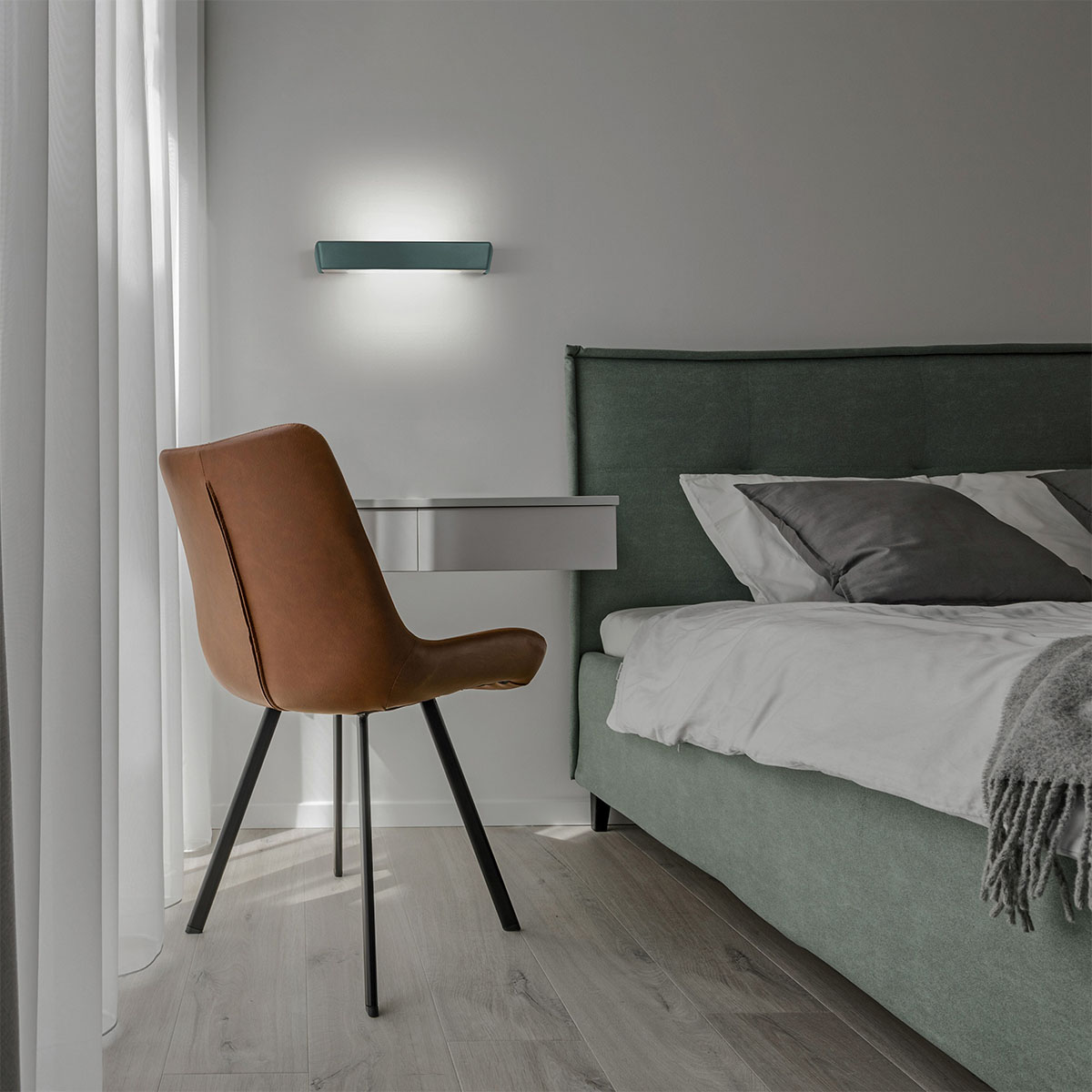 Hantera Wandleuchte, B: 30,9 cm, T: 7,25 cm, Titanium