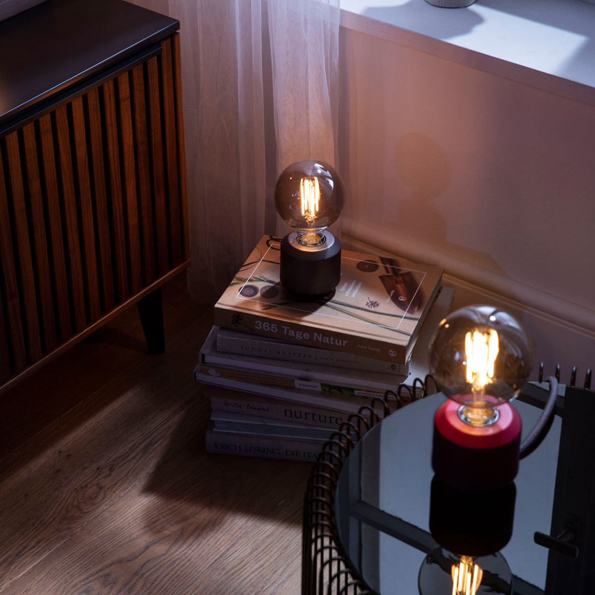 Oskar dim Tischleuchte, Ø: 8,2 cm, H: 7,7 cm, Schwarz matt Oskar dim Tischleuchte, Ø: 8,2 cm, H: 7,7 cm, Industrial