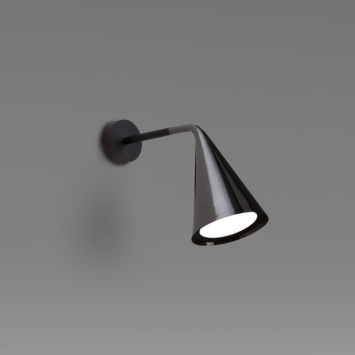 TOOY Gordon 561.42 Wandleuchte, Schwarz Matt & Schwarz Chrom, T: 29 cm – italienisches Design