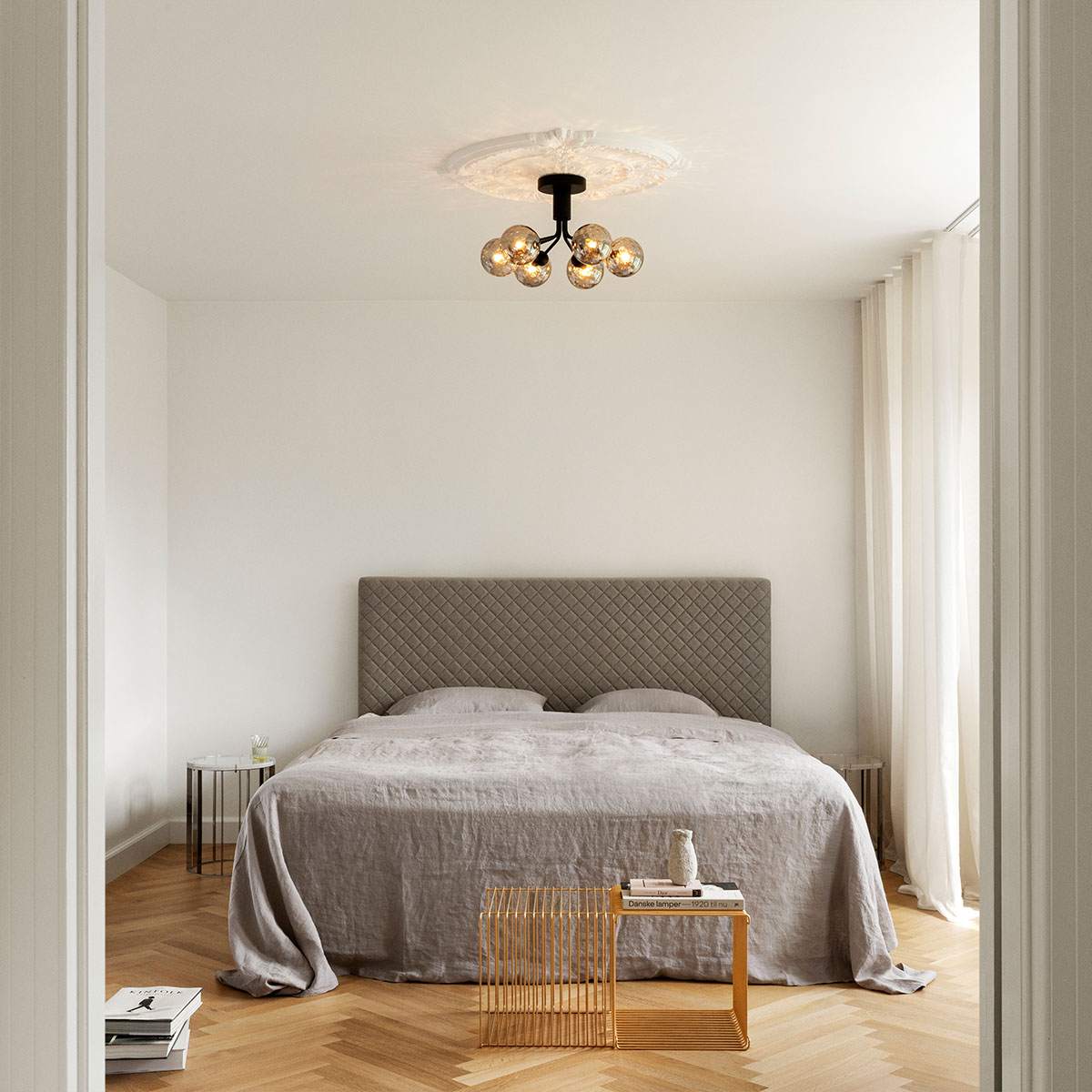 Apiales 6 Deckenleuchte, Ø: 50 cm, Schwarz satiniert & Rauchglas