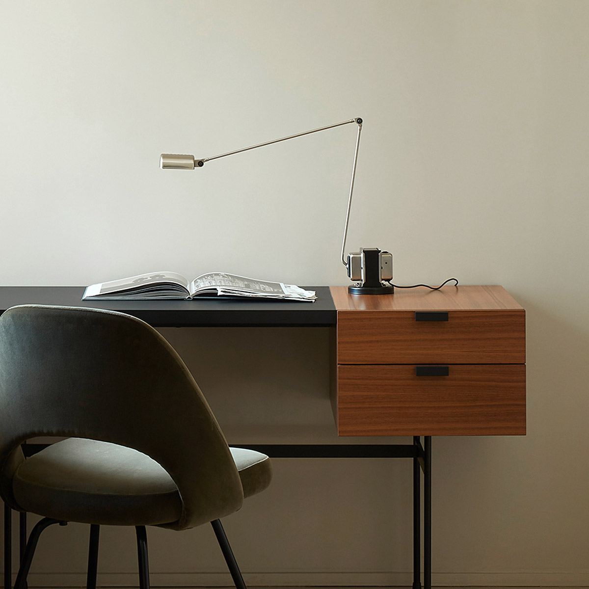 Daphine LED Tischleuchte, H: 45 cm, Nickel gebürstet, Extra-Warmweiß 2700K