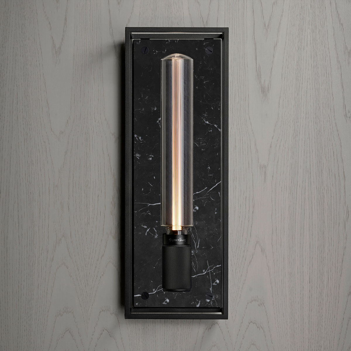 Buster + Punch Tube Bulb E27 Designer-LED-Leuchtmittel, Nicht dimmbar, Kristall