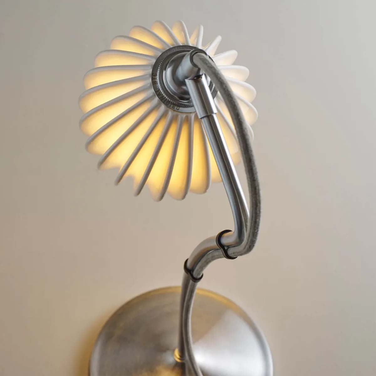 Fin Tischleuchte, H: 49 cm