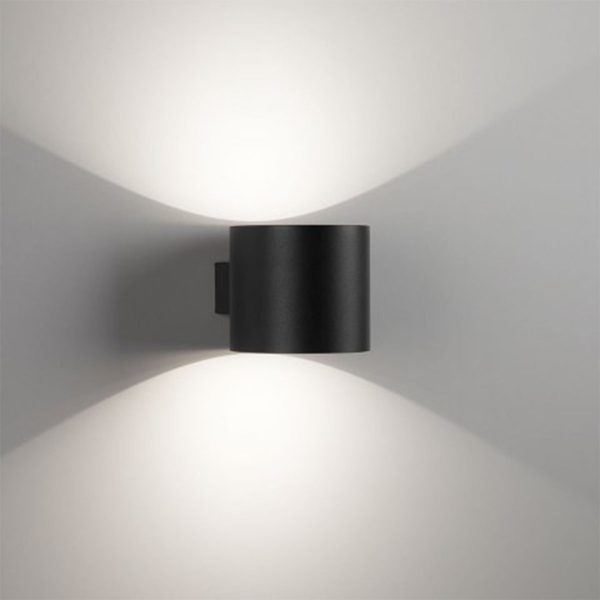 DeltaLight ORBIT LED 930 DIM8 Wandleuchte, Ø: 10 cm, H: 8,8 cm ORBIT LED 930 DIM8 Wandleuchte, Ø: 10 cm, H: 8,8 cm, Schwarz & Vergoldet Mat, Warmweiß 3000K – hochwertige Innenbeleuchtung, dimmbar für Flur DeltaLight ORBIT LED 930 DIM8 Wandleuchte, Ø: 10 cm, H: 8,8 cm ORBIT LED 930 DIM8 Wandleuchte, Ø: 10 cm, H: 8,8 cm, Schwarz & Vergoldet Mat, Warmweiß 3000K – hochwertige Innenbeleuchtung, dimmbar für Flur