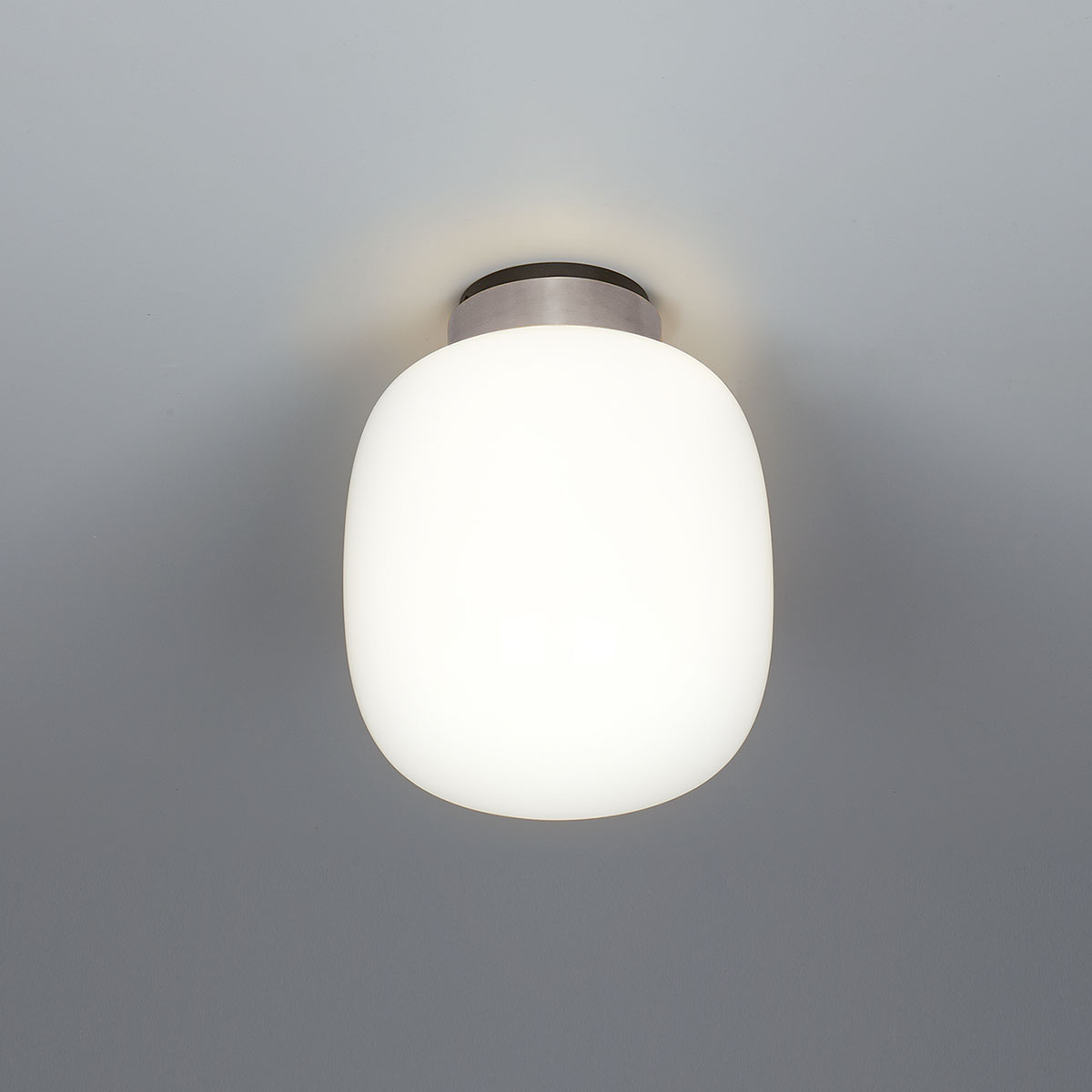 Legier 557.72 Deckenleuchte, Schwarz & Hellgrau, Opalglas