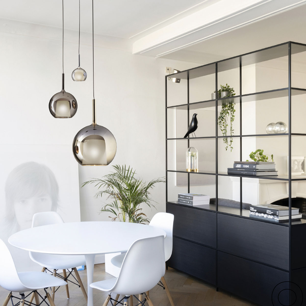 Penta Light Glo 0811-20 Mini Pendelleuchte Ø: 13 cm Hängeleuchte – Glasleuchte in Bronze Glas, ästhetische Formsprache, atmosphärisches Leuchten, sorgt für stilvolle Akzente im Wohnzimmer, ideal über Esstisch, Küche oder Wohnzimmer