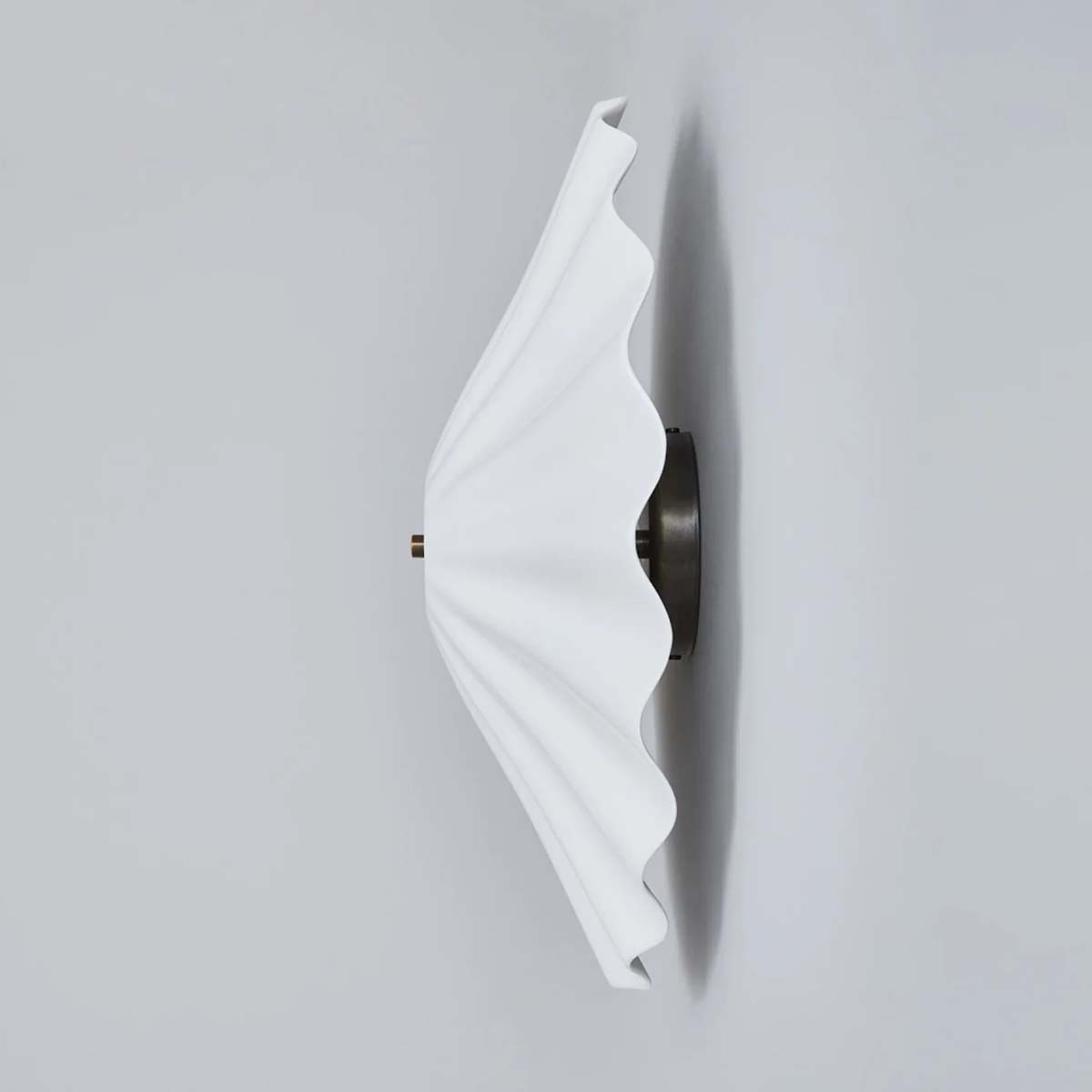 Original BTC Christie Wandleuchte, Ø: 47 cm, Messing antik Original BTC Christie Wandleuchte, Ø: 47 cm, Messing antik