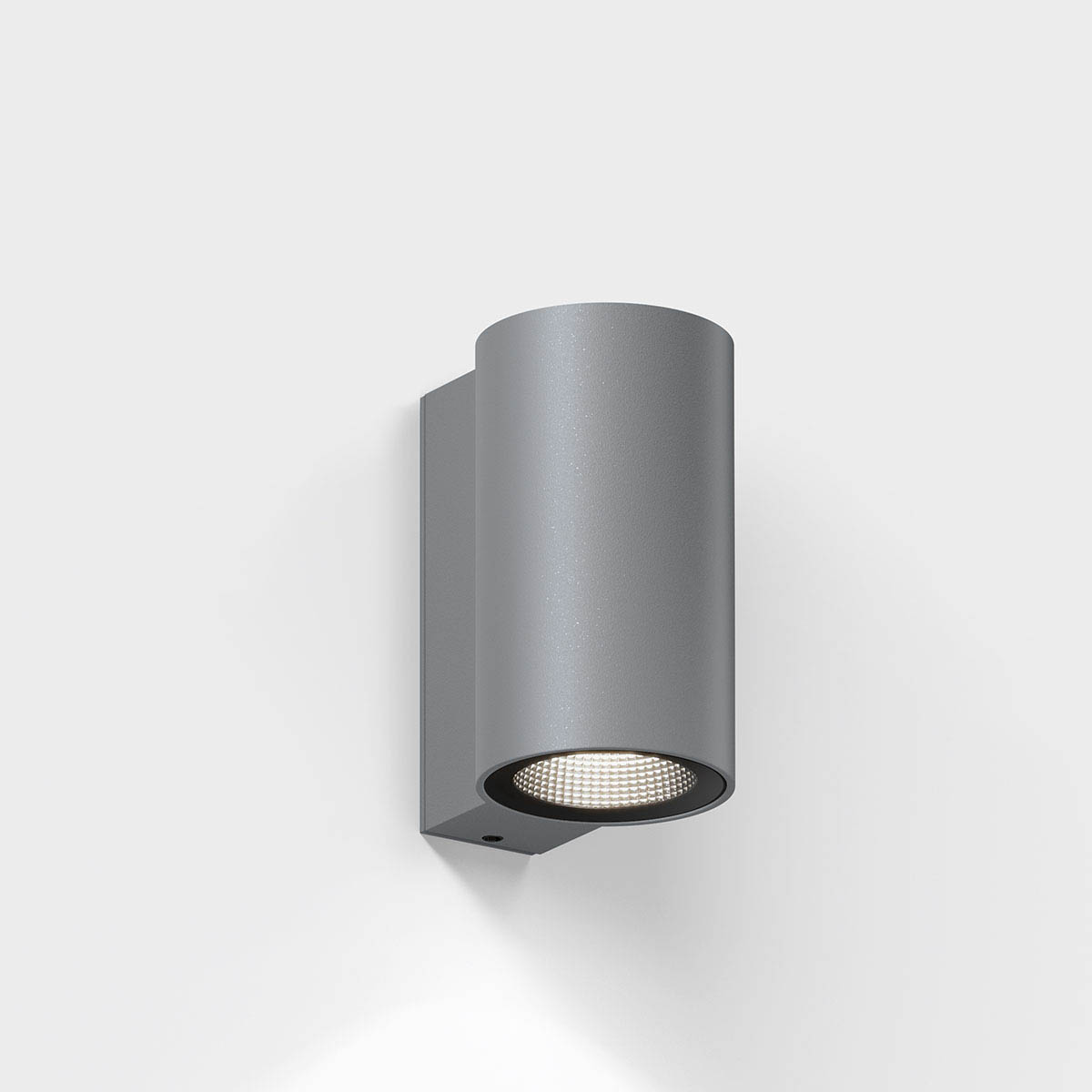 IP44.de scap one Wandleuchte, H: 11,5 cm, T: 9 cm, Space Grey Zylinderförmige Wandleuchte für außen in der Farbe grau