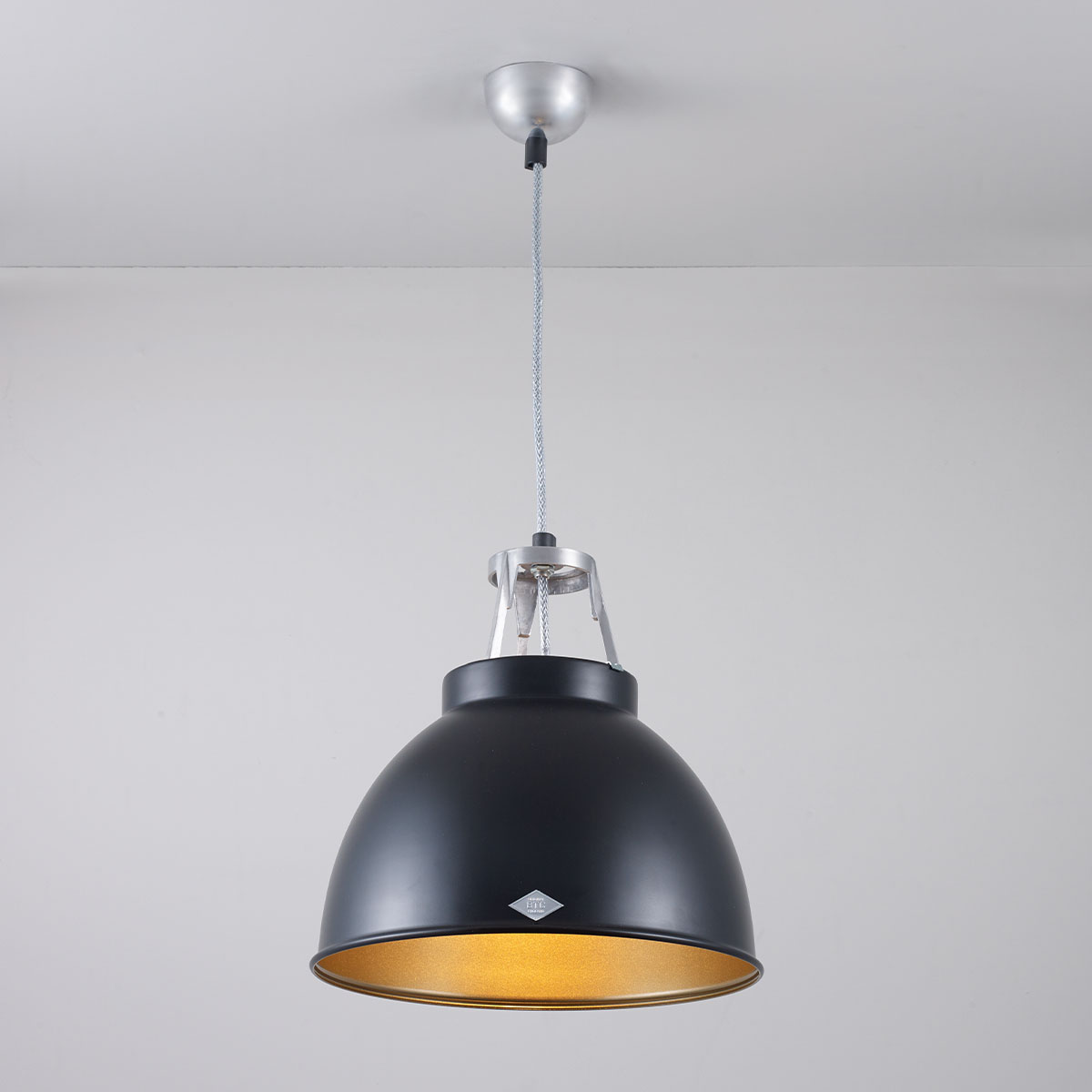 Titan Size 1 Pendelleuchte, Ø: 35,5 cm, Schwarz, Innen Bronze