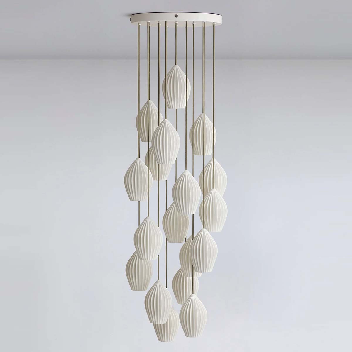 Original BTC Fin Pendelleuchte, Ø: 48 cm 18-flammig