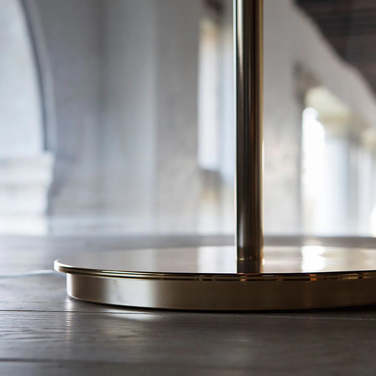 Glo 0811-10 Stehleuchte, H: 180 cm, Schwarz Glas