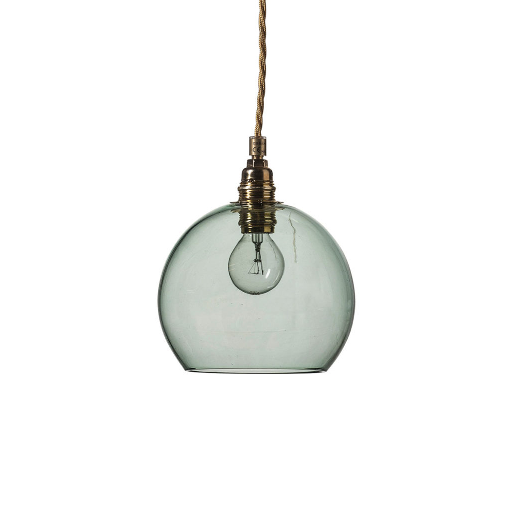 Ebb & Flow Rowan Pendelleuchte S Ø 15,5 cm Rowan Pendelleuchte S Ø 15,5 cm, Forest Green, Gold Forest Green Pendelleuchten – Designleuchte, stimmungsvolles Licht für Wohnzimmer