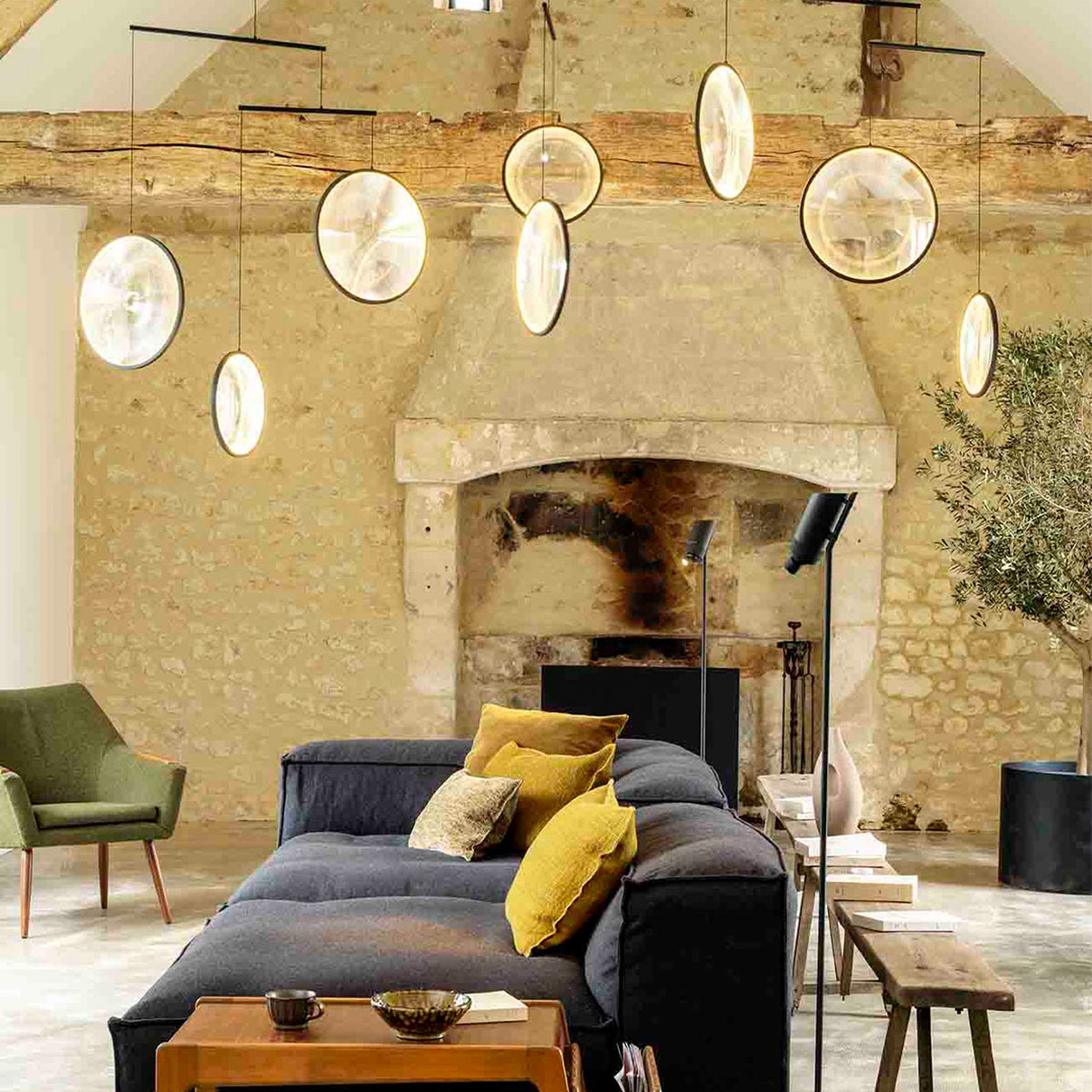 Focus x4 Pendelleuchte, H: 72,3 cm Weiß 4-flammig – elegante Designerlampe aus dem Hause DCW Editions für den Esstisch