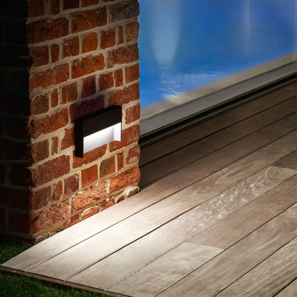 SKOV M 930 Wandleuchte, IP54, Anthrazit, Warmweiß 3000K, B: 23,1 cm