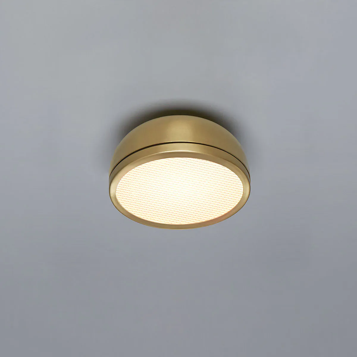 Molly 556.72 Wand - Deckenleuchte Ø: 20 cm, Messing, Messing Molly 556.72 Wand - Deckenleuchte Ø: 20 cm, Messing, Messing