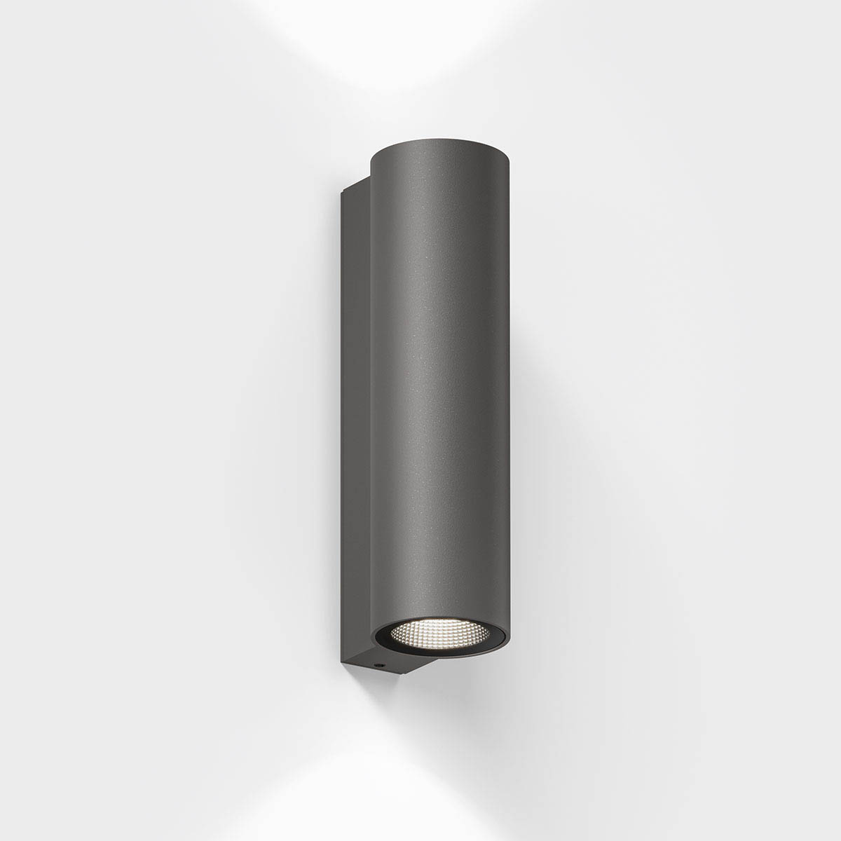 IP44-scap-außen-wandleuchte-braun: Zylinderförmige Wandleuchte für außen in der Farbe braun – warmweiß für Fassade