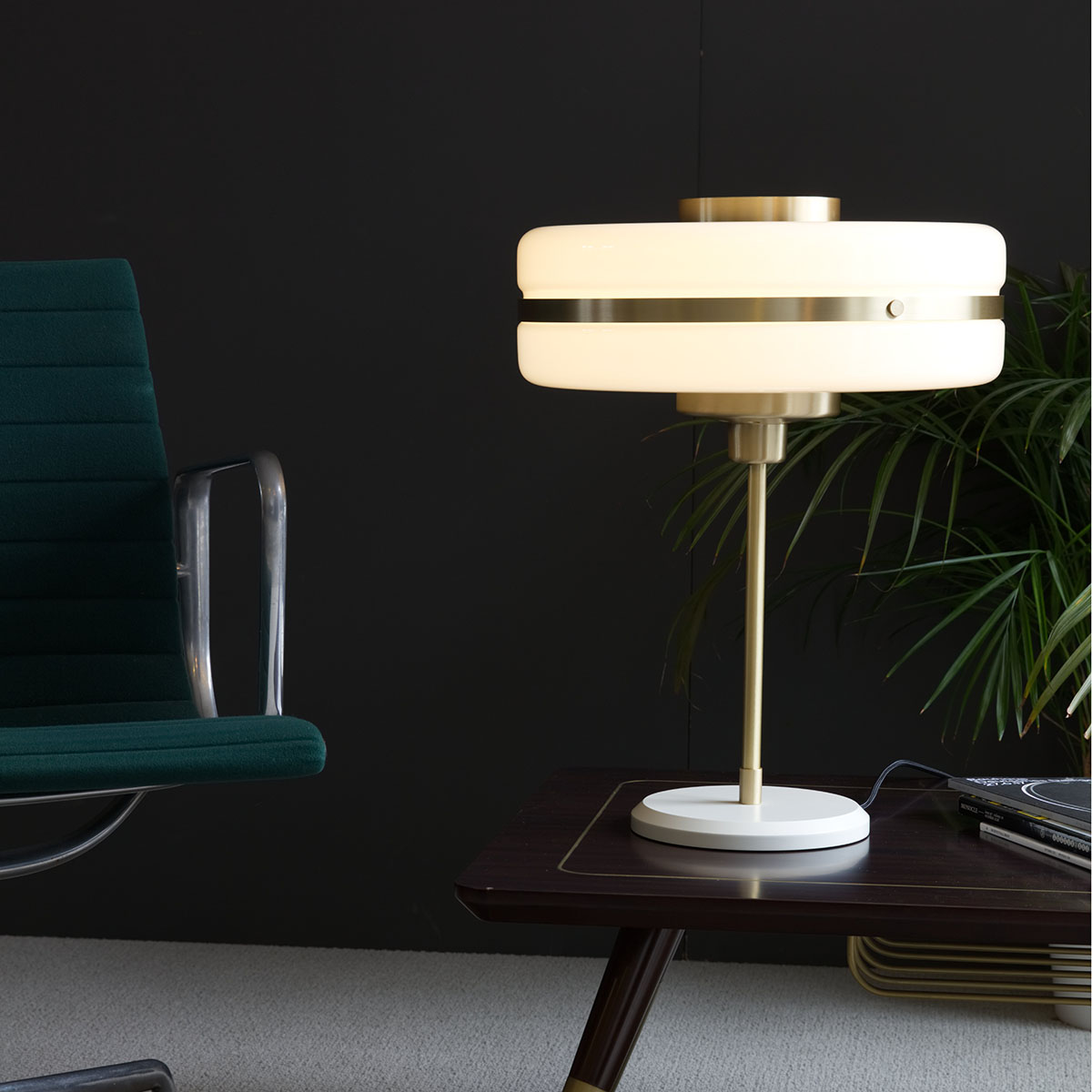 Technische Zeichnung Bert Frank Masina Tischleuchte, Ø: 36 cm, H: 52 cm Technische Zeichnung Bert Frank Masina Tischleuchte, Ø: 36 cm, H: 52 cm