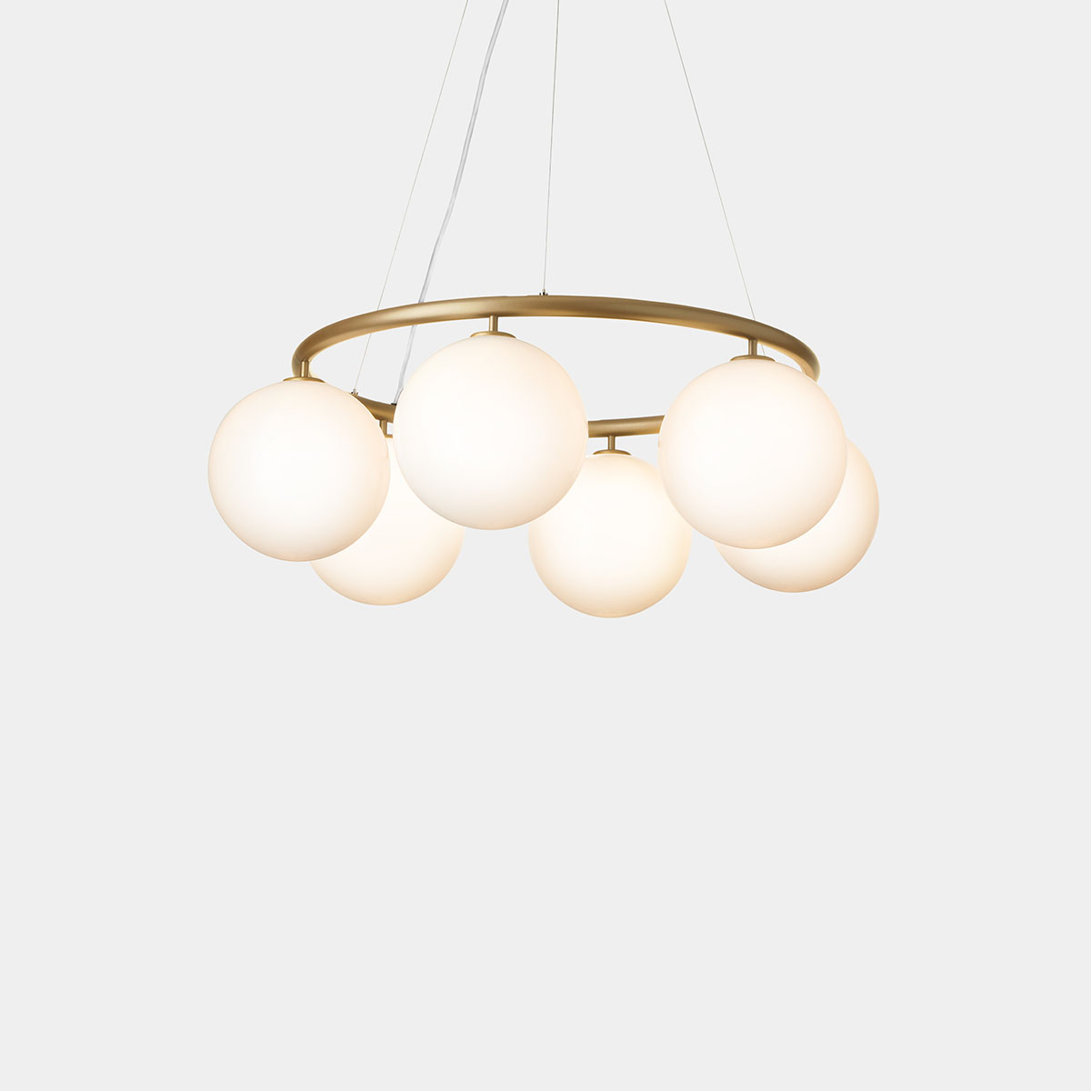 Miira 6 Kronleuchter Ø: 80 cm, Messing, Opalglas Miira 6 Kronleuchter Ø: 80 cm, Messing, Opalglas