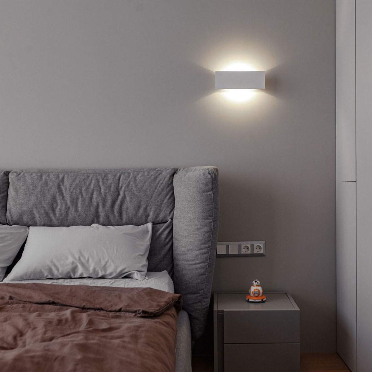 WA-T SOFT DIM8 Wandleuchte, B: 28 cm, H: 10 cm, Weiß WA-T SOFT DIM8 Wandleuchte, B: 28 cm, H: 10 cm, Schwarz & Vergoldet Mat