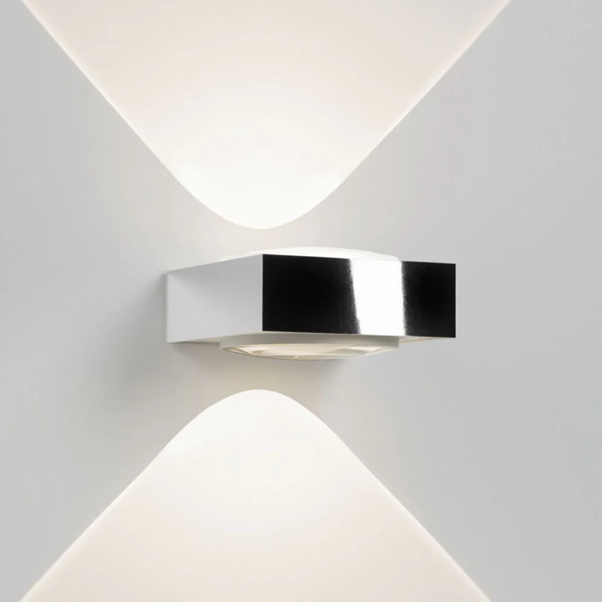 VISION LED WW Wandleuchte, B: 12,6 cm, T: 12,6 cm, Weiß & Chrom, Warmweiß 3000K