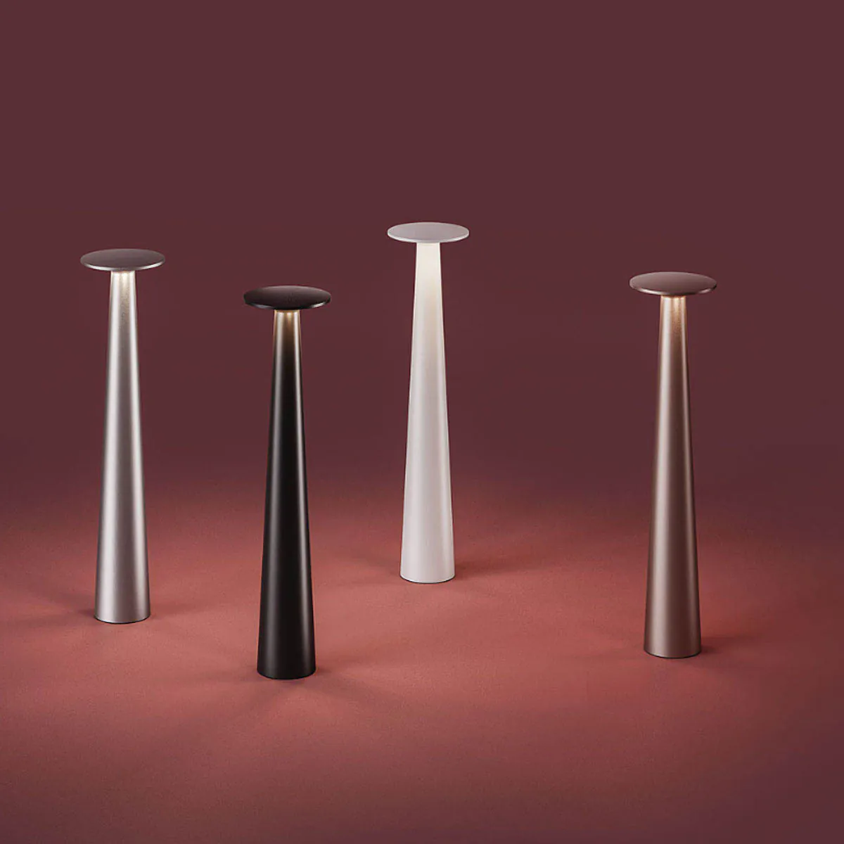 Schmale Akku Tischleuchte für außen in allen Farben