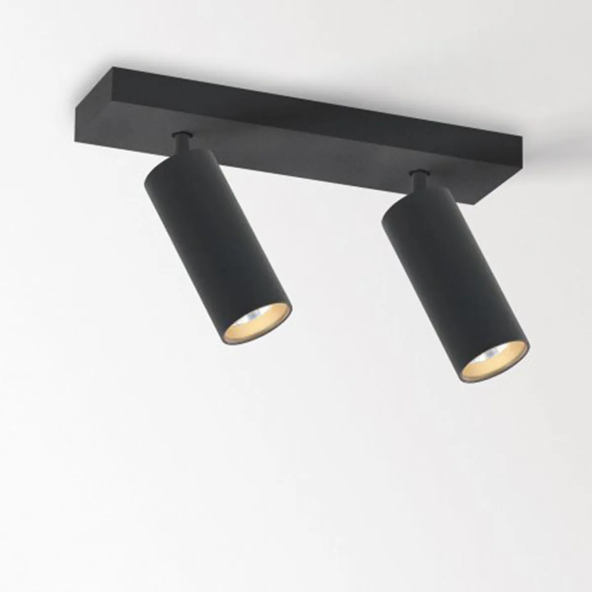 DeltaLight SPY 39 ON 2 92720 DIM8 Aufbaustrahler, Ø: 3,9 cm, L: 9,2 cm Schwarz, Extra-Warmweiß 2700K, 20° Schwarz Bronze Modern & neutral – Design- für Wohnzimmer schwenkbar & drehbar DeltaLight SPY 39 ON 2 93040 DIM8 Aufbaustrahler, Ø: 3,9 cm, L: 9,2 cm Schwarz, Warmweiß 3000K, 40° Schwarz Bronze Modern & neutral – moderne für Flur schwenkbar & drehbar