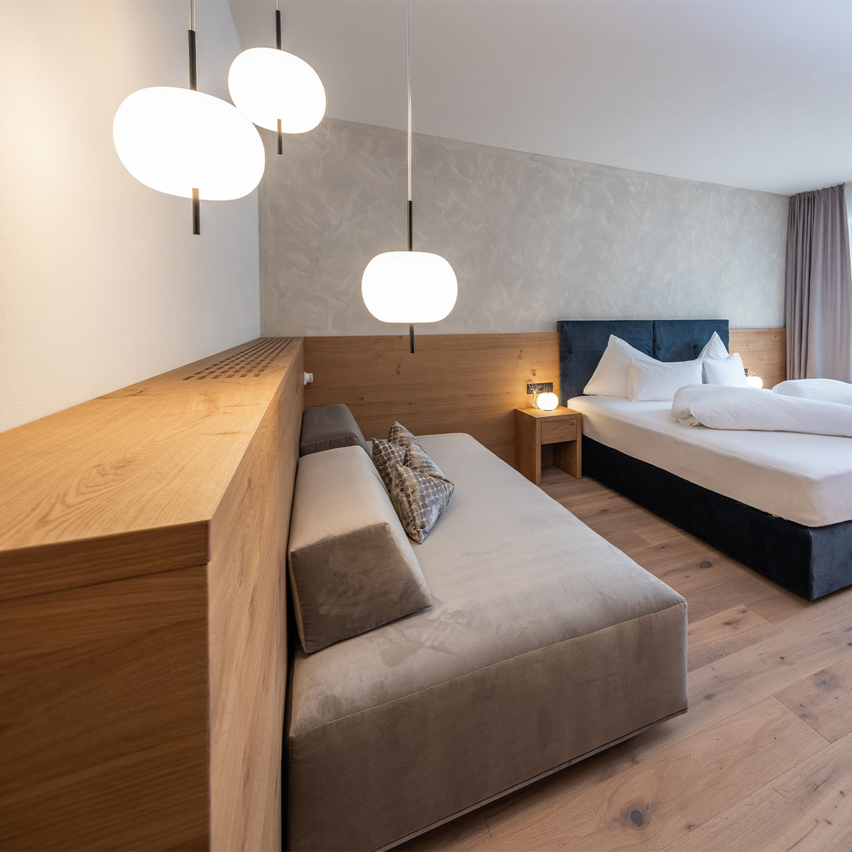 Kushi XL Pendelleuchte, Ø: 43 cm, Schwarz Kushi XL Pendelleuchte, Ø: 43 cm, Kupfer