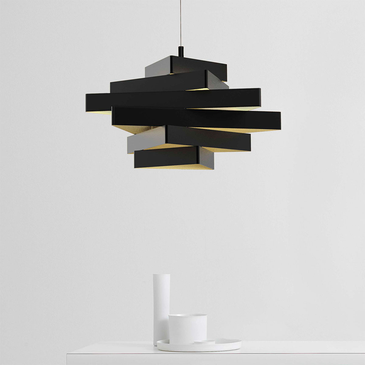 Miles S66 Pendelleuchte, Ø: 66 cm, H: 38 cm, Weiß Miles S66 Pendelleuchte, Ø: 66 cm, H: 38 cm, Blattsilber