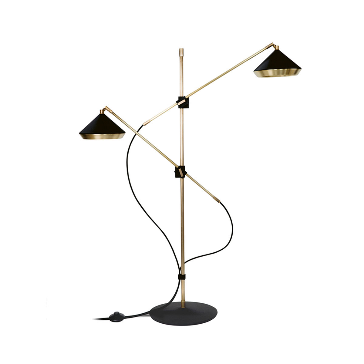 fokussiertes Licht: Bert Frank Shear Standlampe, H:120 cm, 2-flammig, Schwarz – gefertigt aus goldfarbene Oberfläche und gebürstetes Aluminium, in Großbritannien produziert, Shear-Serie mit geometrischem Luxusdesign
