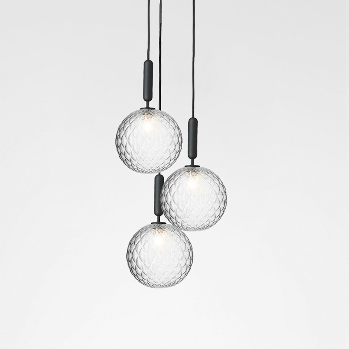 Miira 3 Large Pendelleuchte, Ø: 37 cm, Steingrau, Glas transparent