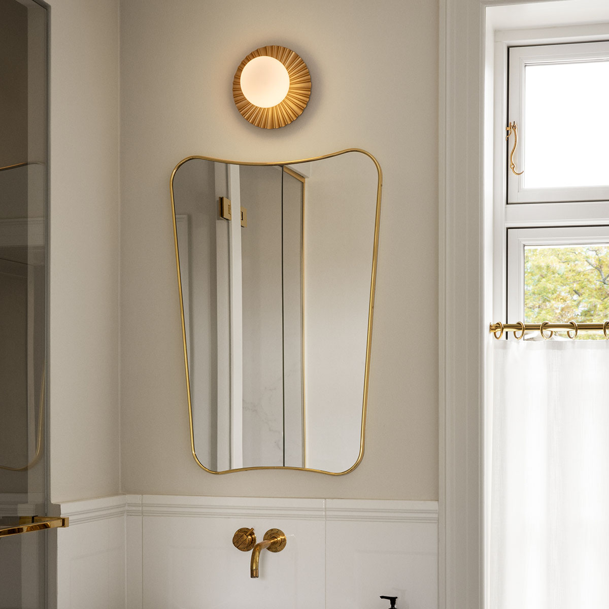 Liila Muuse Small Wand- und Deckenleuchte, Ø: 20 cm, Gold