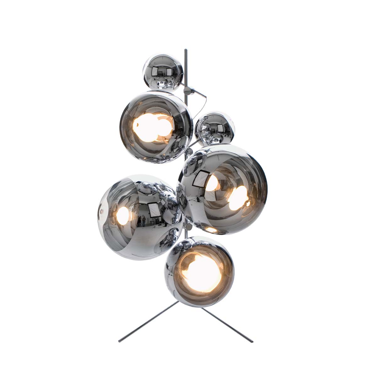 Tom Dixon Mirror Ball Chandelier LED Stehleuchte, H: 181,5 cm, Silber Tom Dixon Mirror Ball Chandelier LED Stehleuchte, H: 181,5 cm, Silber