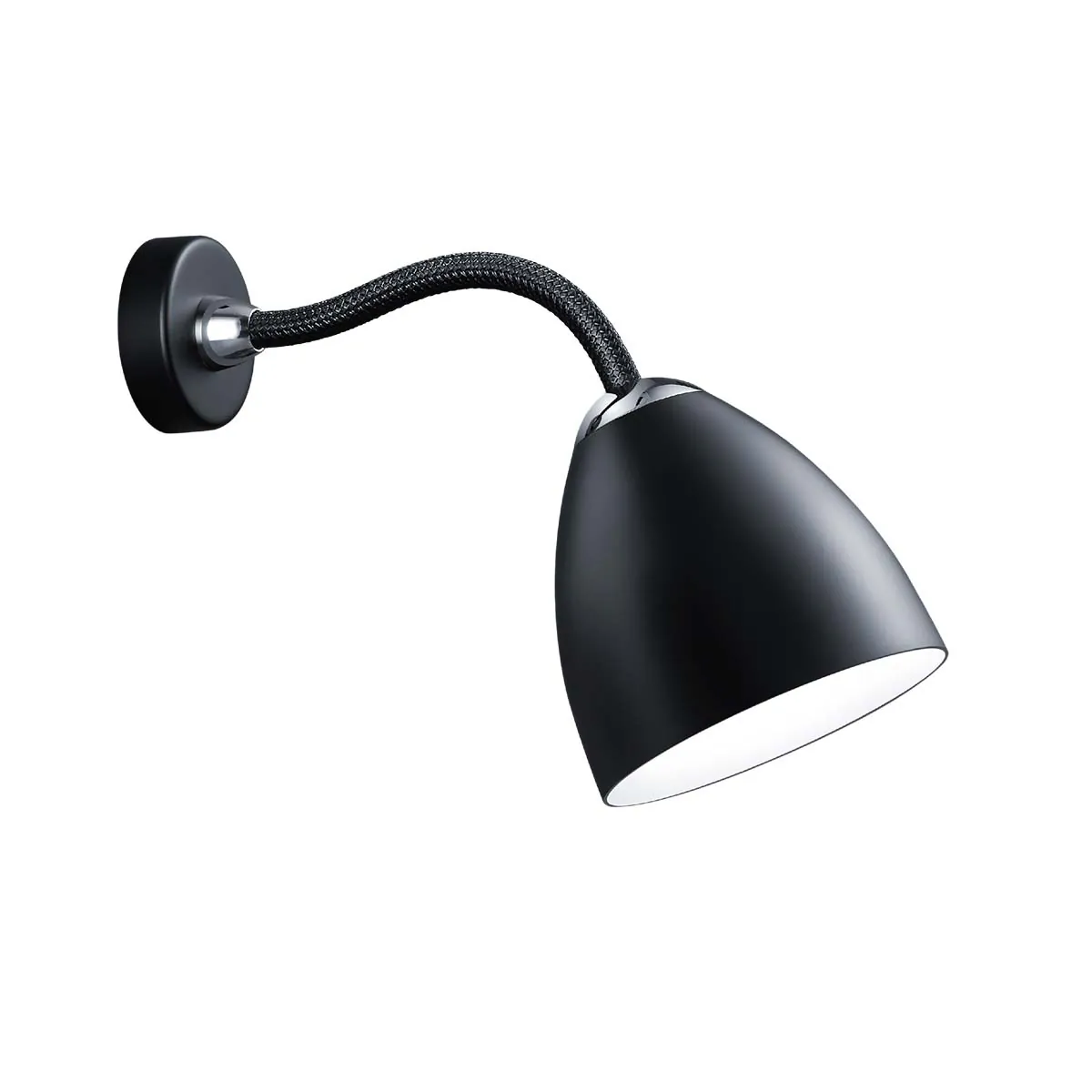 Moderne Wandleuchte in der Farbe schwarz und chrom mit konischem Schirm