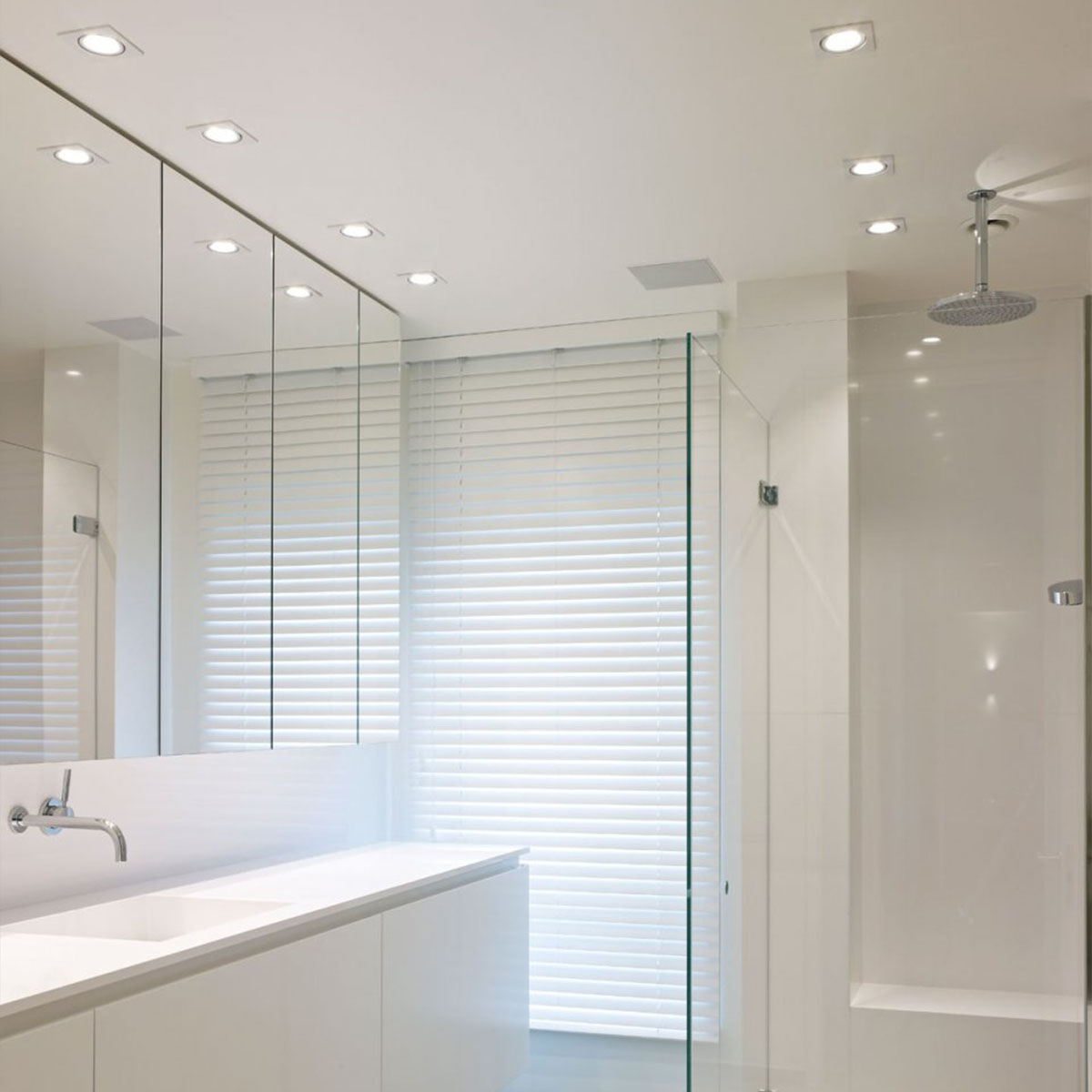 REO S OK 92733 S1 Einbaustrahler, L: 10,4 cm, B: 10,4 cm, Extra-Warmweiß 2700K, 33° REO S OK 93050 S1 Einbaustrahler, L: 10,4 cm, B: 10,4 cm, Warmweiß 3000K, 50°