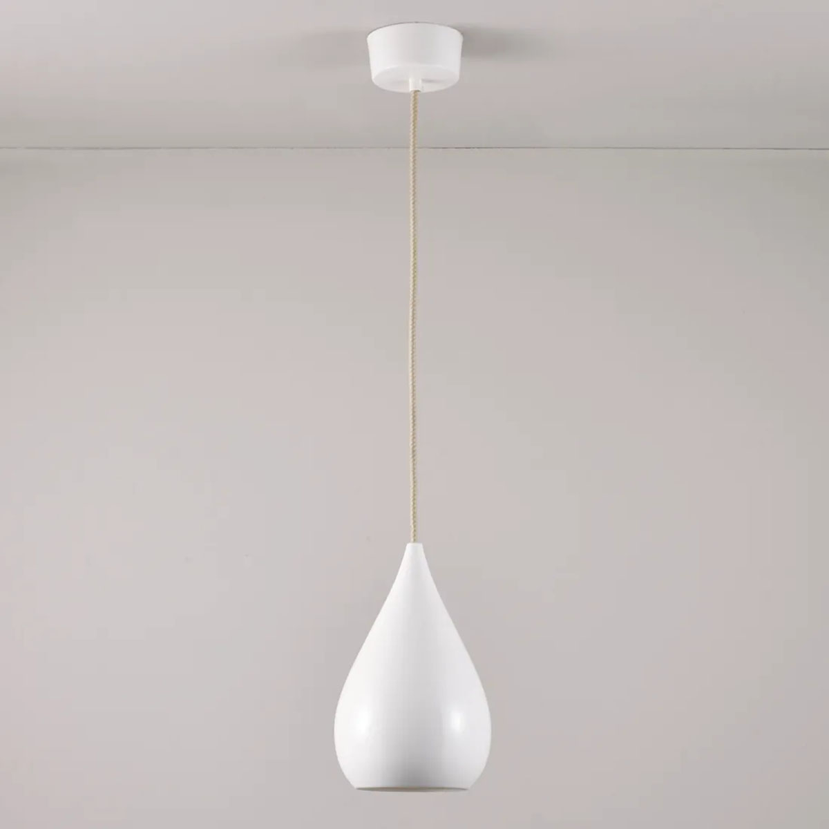 Drop One Pendelleuchte, Ø: 15 cm, Glänzend Drop One Pendelleuchte, Ø: 15 cm, Glänzend