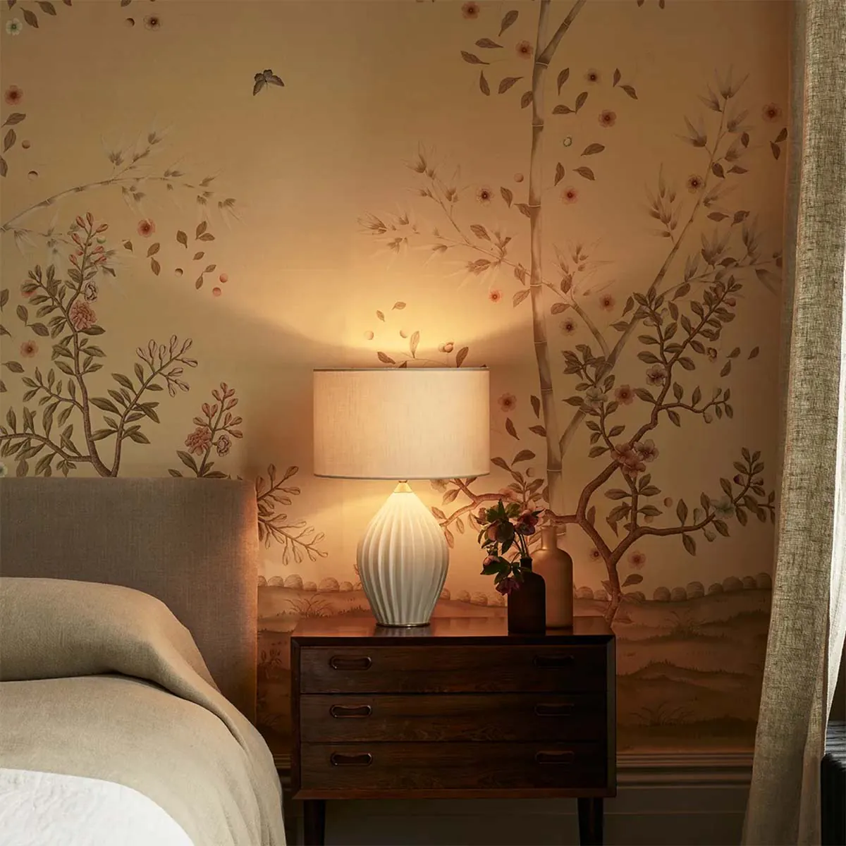 Fin Queen Tischleuchte, Ø: 33,8 cm Fin King Tischleuchte, Ø: 45 cm