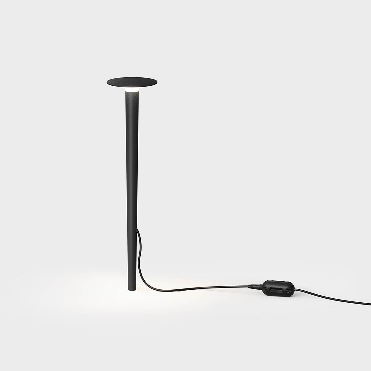 IP44.de lix Spike Erdspießleuchte, Connect, Ø: 15 cm, H: 85 cm, Deep Black Stabförmige schmale außen Erdspießleuchte schwarz